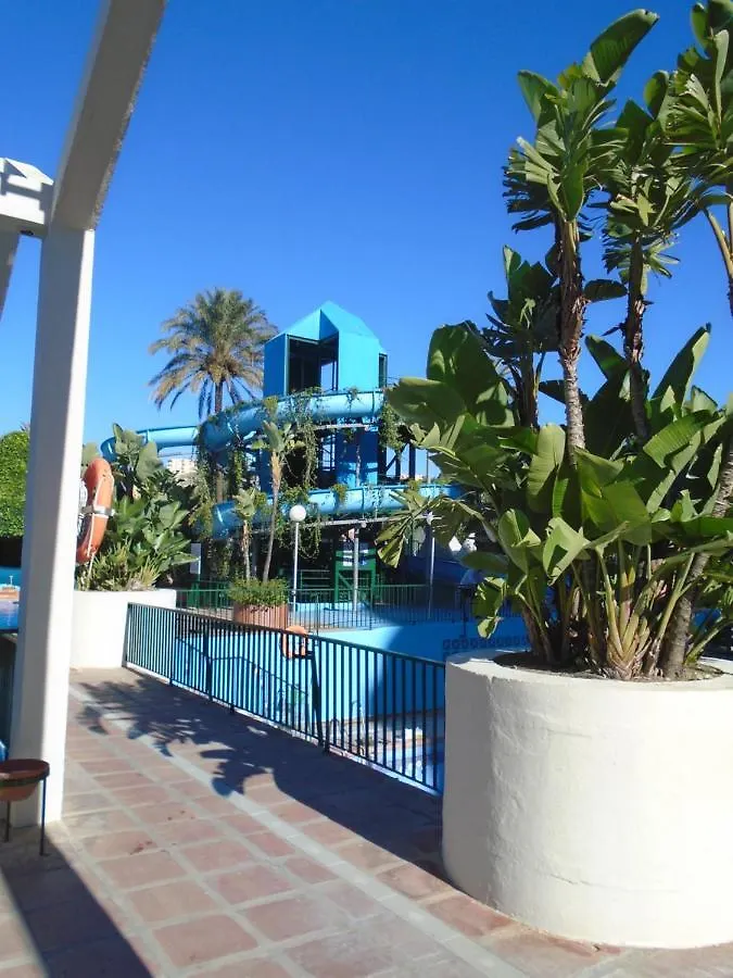 Benal Beach, Luxury Sea & Mountain View Beachside 1 Bedroom Apartment Benalmadena Spain
